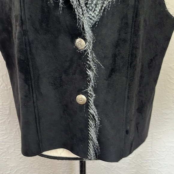 Deborah Murray Faux Fur Lined And Ultrasuede Vest - Picture 4 of 8
